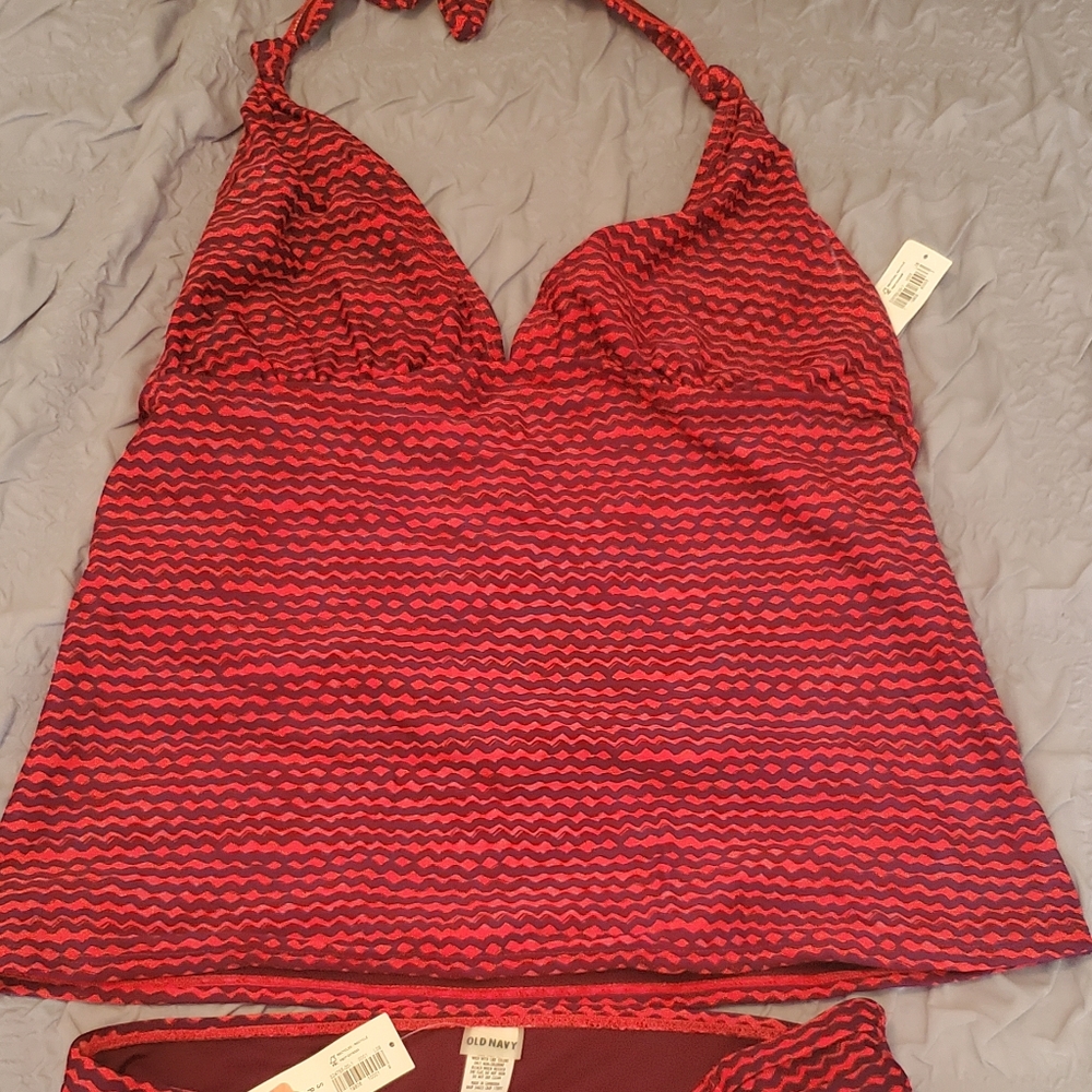 Brand new Old Navy Purple & Fire Orange/Red print tankini swim suit
